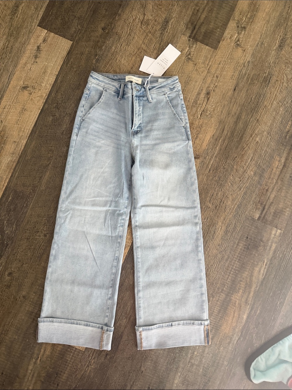 Risen High-Rise Wide-Leg Jeans 5/27 NWT